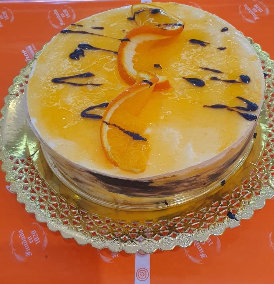 Tarta de mousse de naranja