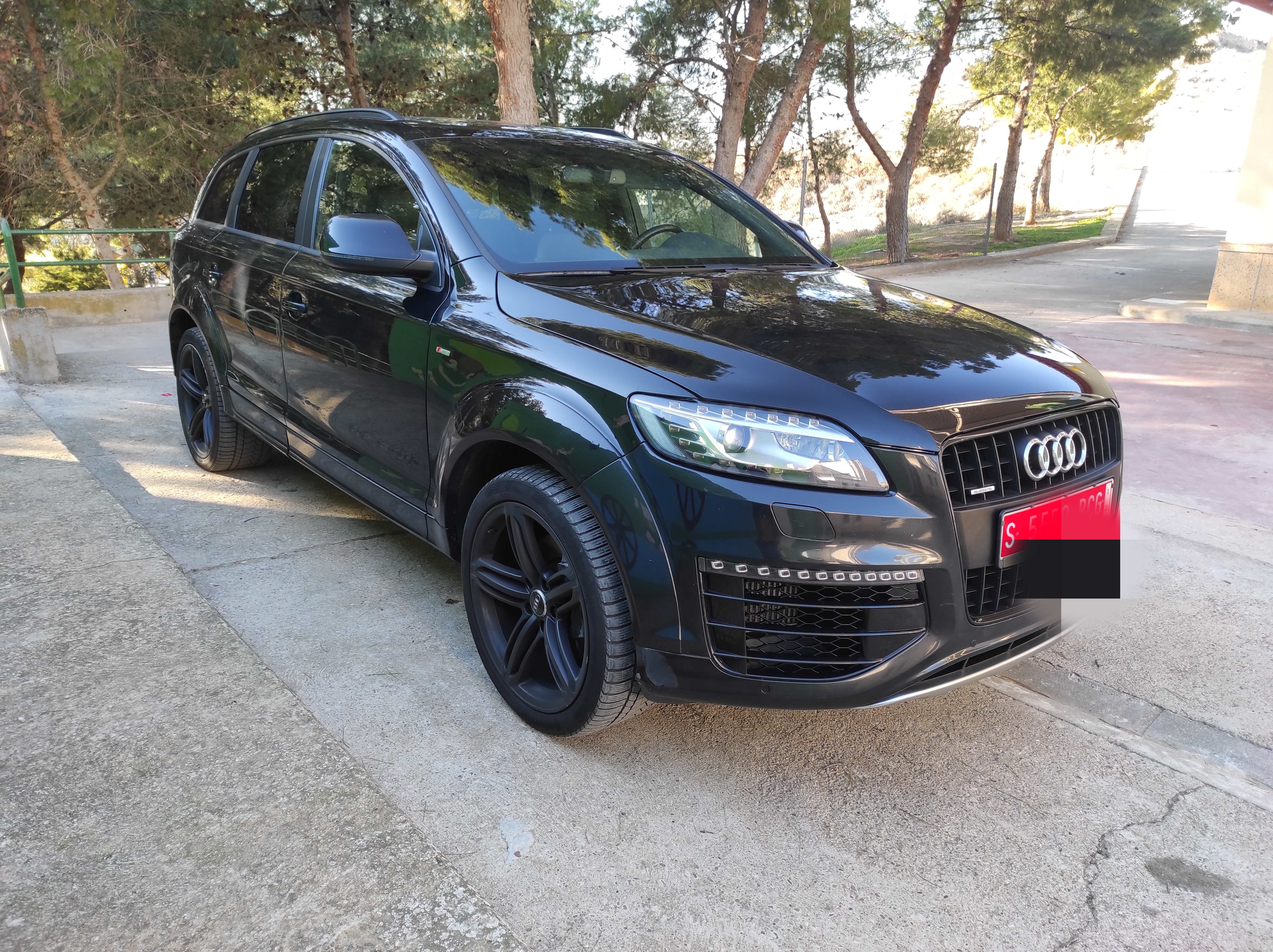 AUDI Q7