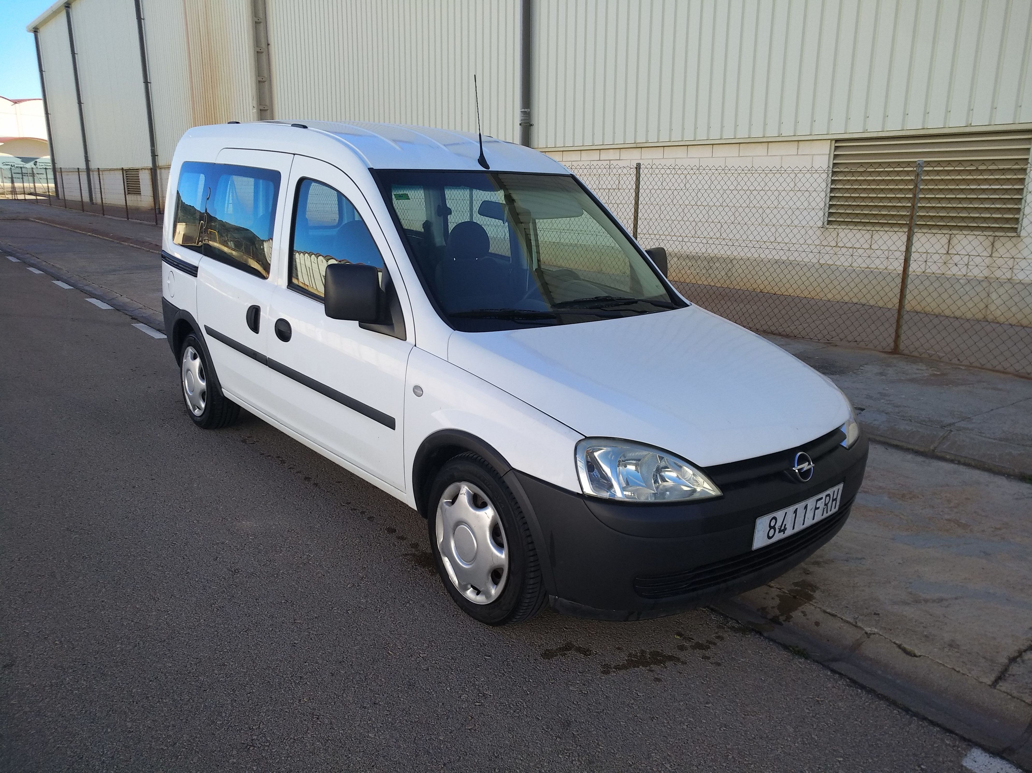 OPEL COMBO 1.3 CDTI