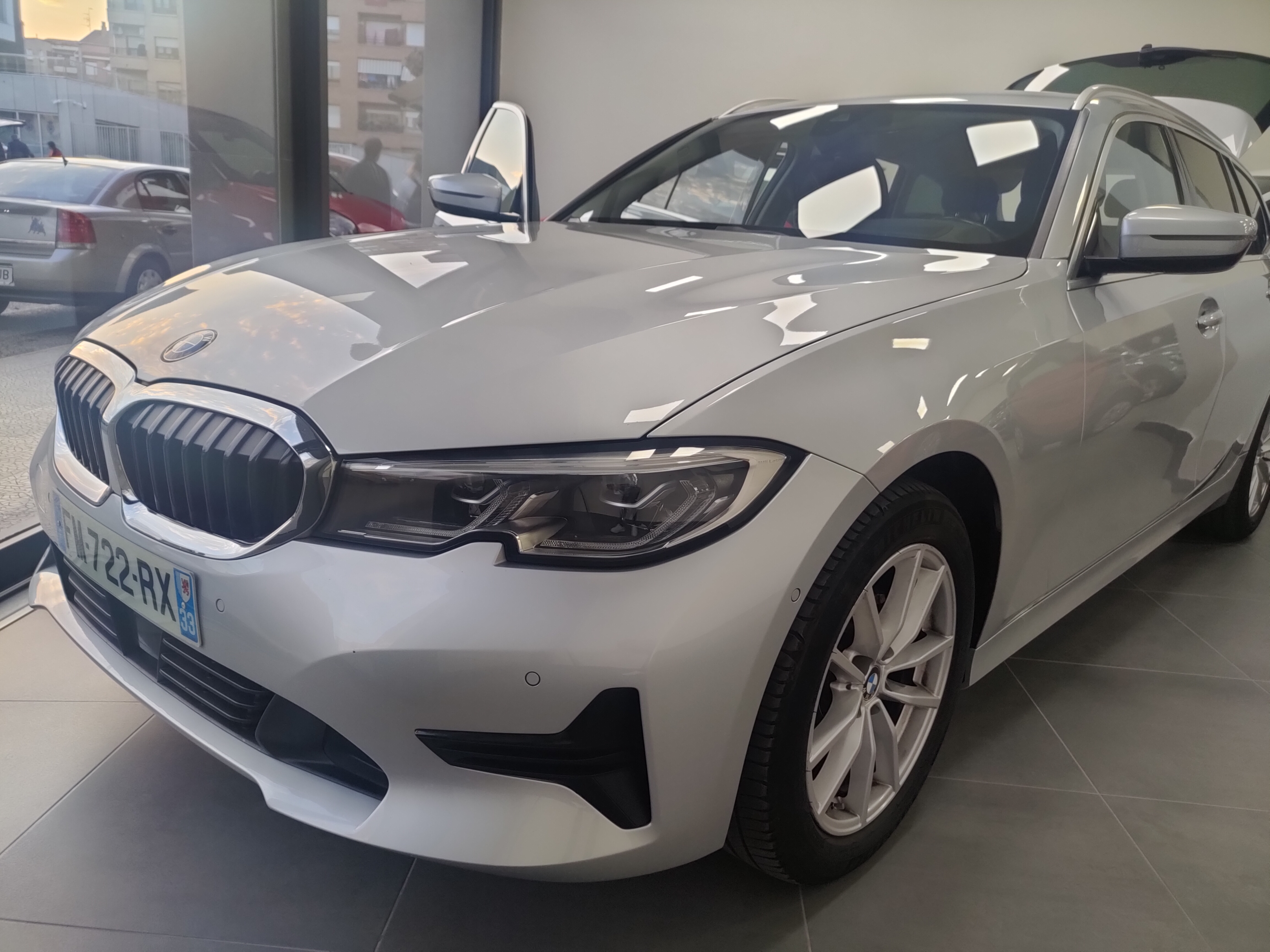 BMW  320d xDrive Automatica Touring  AÑO 2019