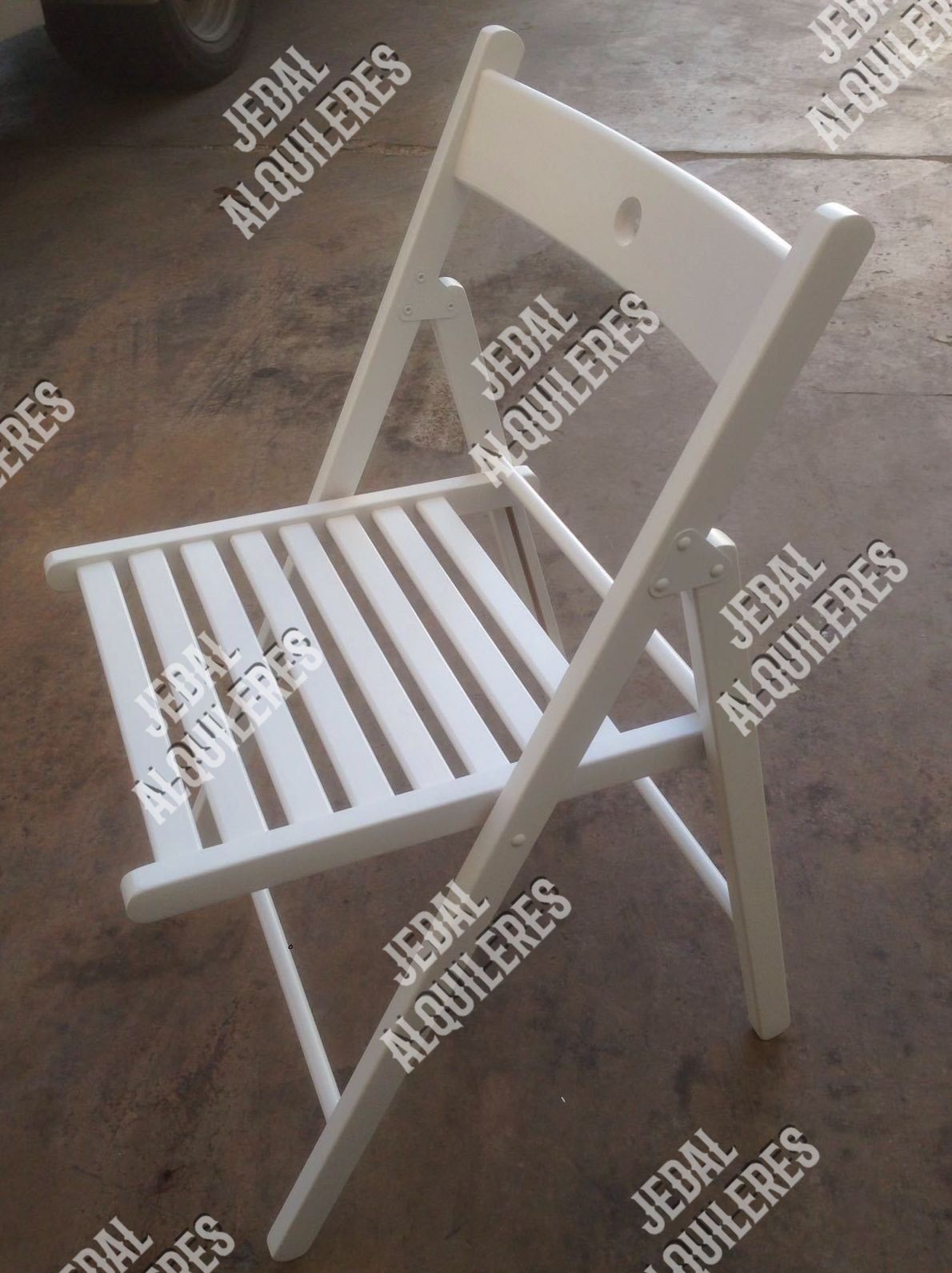 SILLA MADERA COLOR BLANCO IDEAL PARA EVENTOS