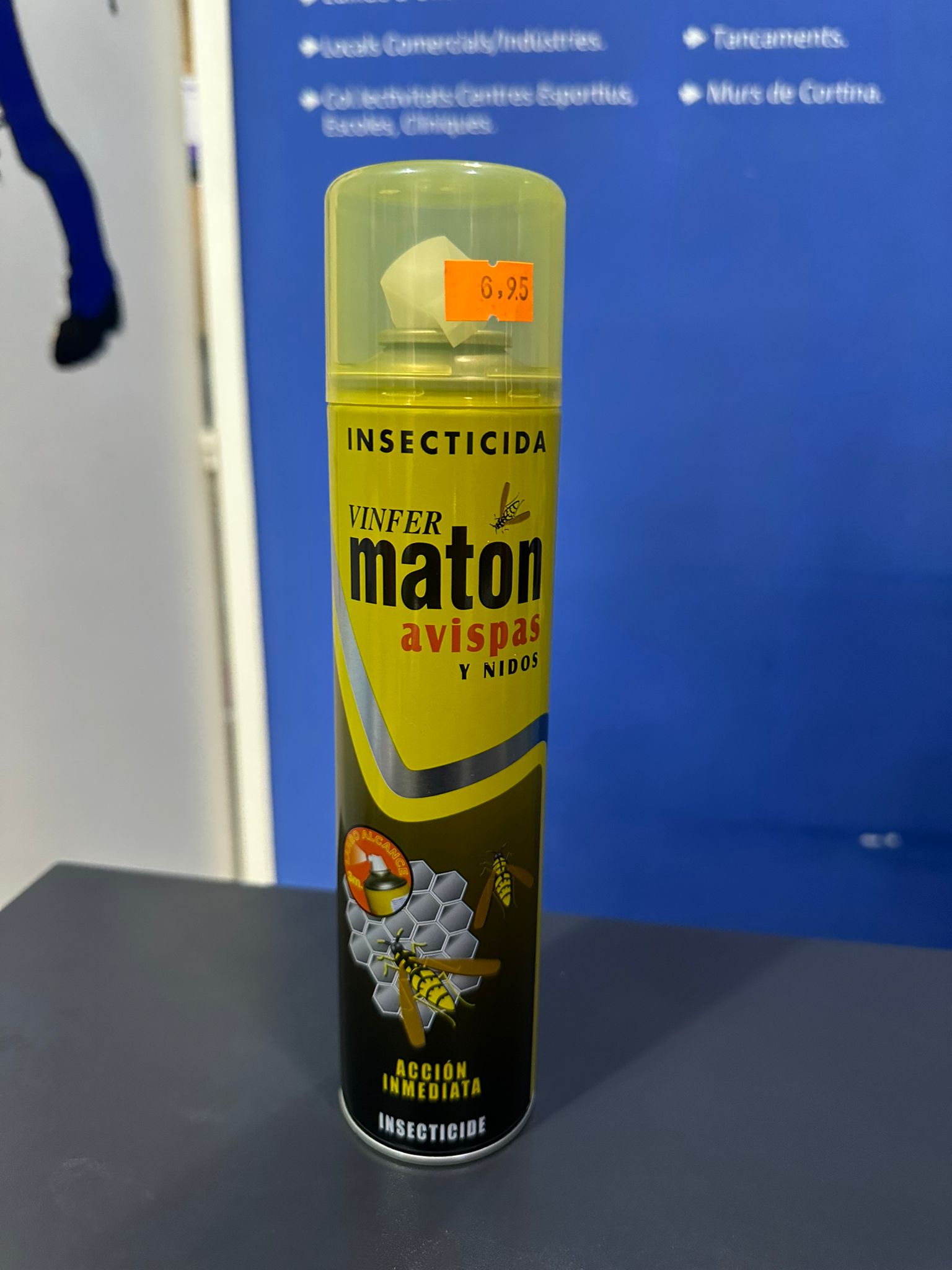 Insecticida vinfer matón avispas y nidos 400 ml