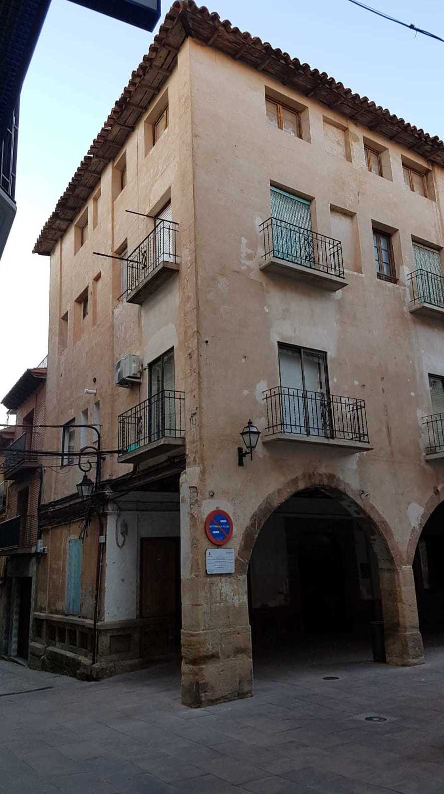 CASA EN ALCORISA EN PLAZA LOS ARCOS