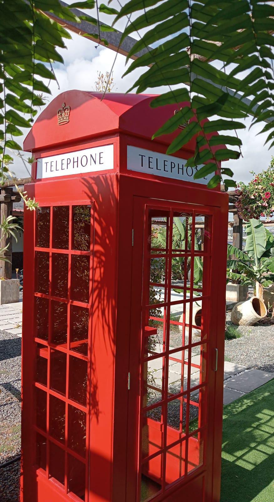 Rincón del teléfono con cabina de Londres