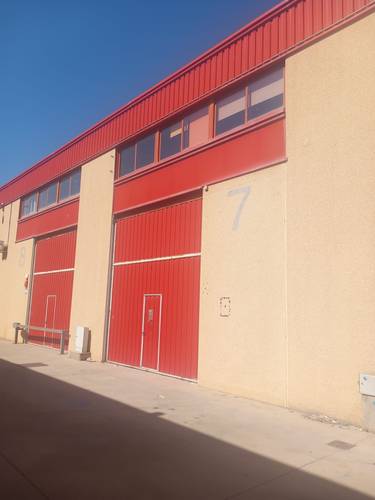 NAVE INDUSTRIAL NOBLEJAS