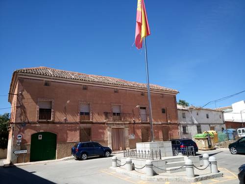 CASA SEÑORIAL EN VILLATOBAS