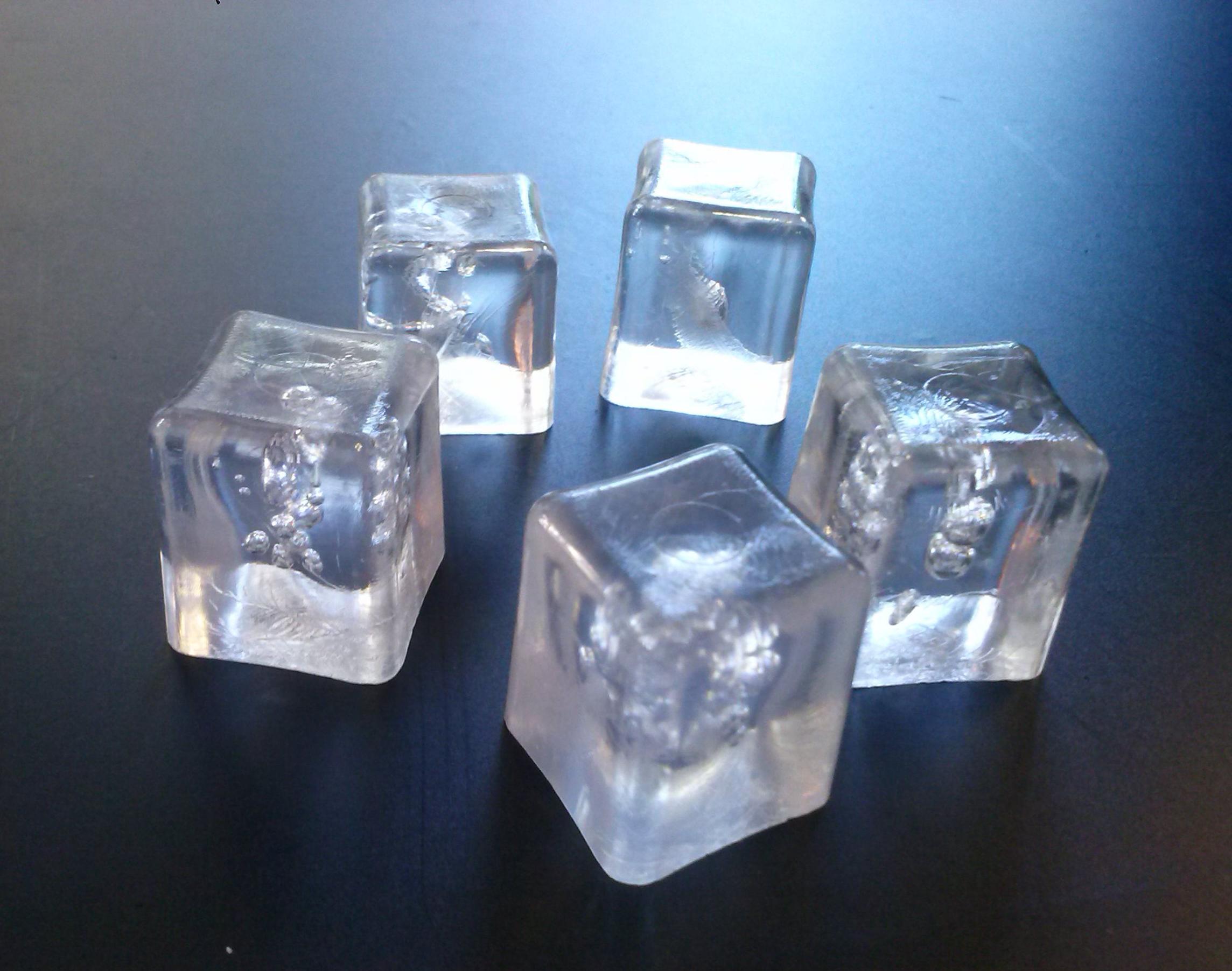 CUBITOS DE HIELO DECORATIVOS