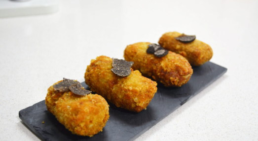 Croquetas de pollo trufadas