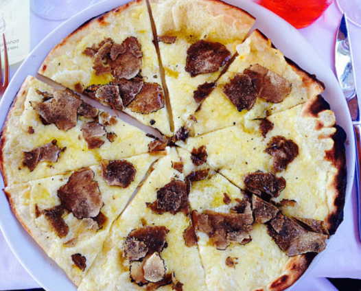 Pizza con Trufa