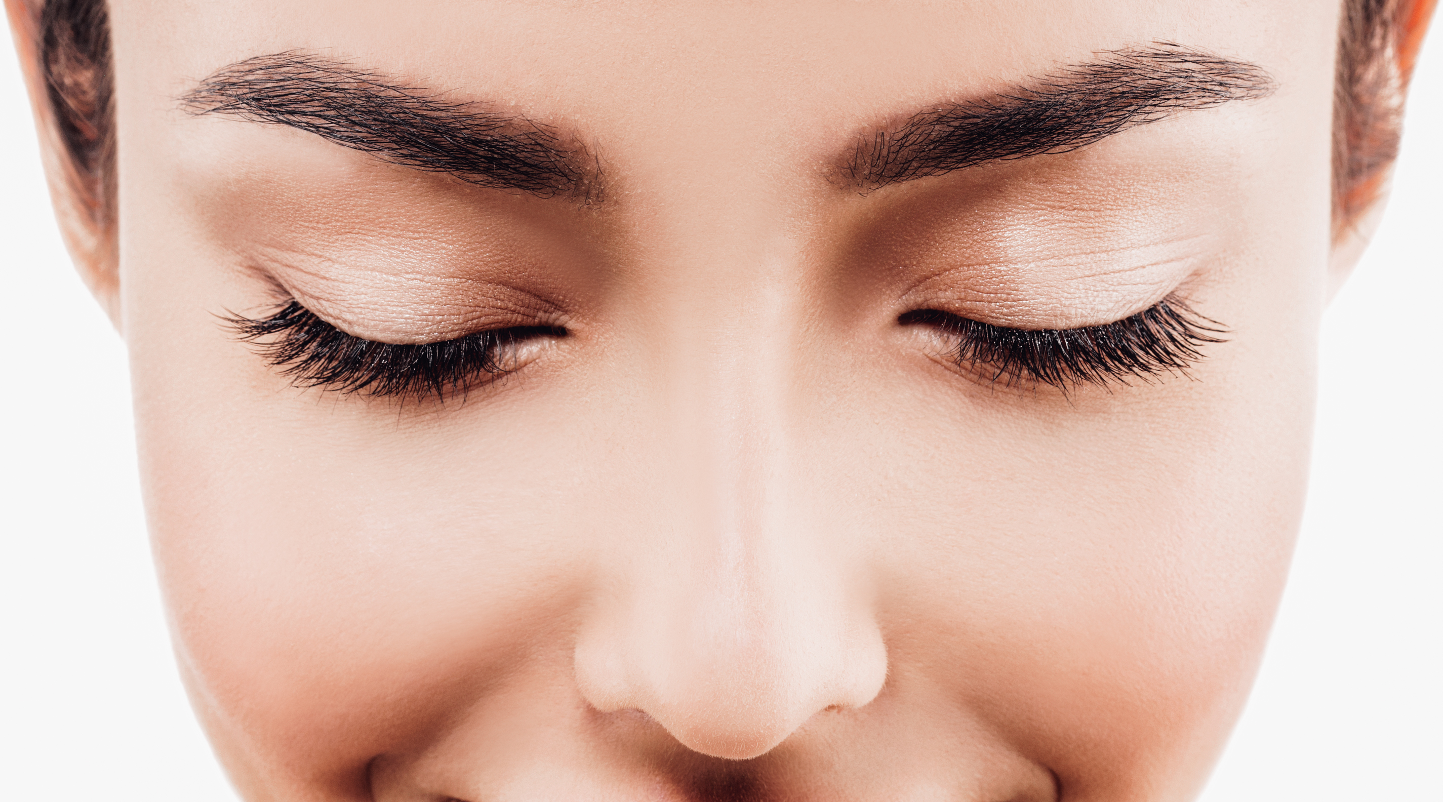 Depilación de cejas y labios
