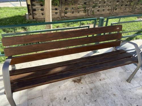 Mantenimiento y reparación de parques infantiles