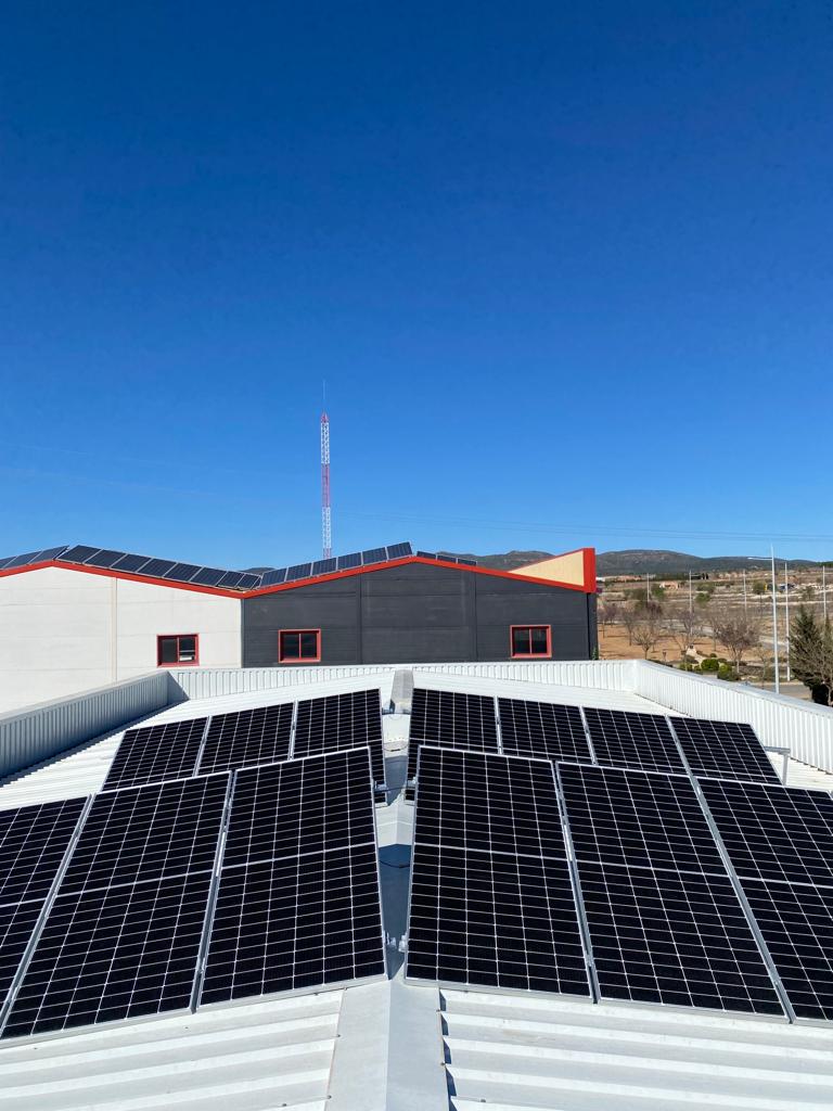 Instalaciones de Placas Fotovoltaicas y Tramitación de Subvención