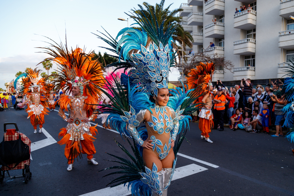 Español y carnaval en Tenerife