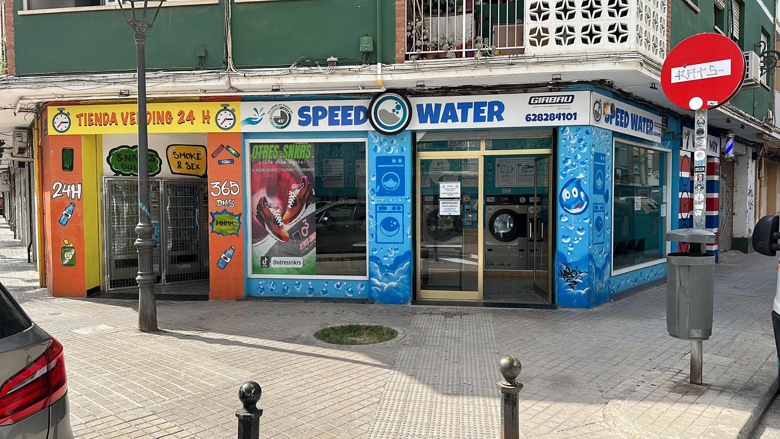 Lavandería en calle Enrique Navarro 31