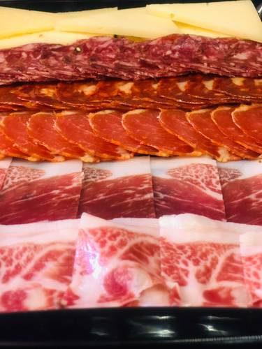 Corte y envasado de jamón a cuchillo