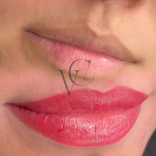MICROPIGMENTACIÓN DE LABIOS