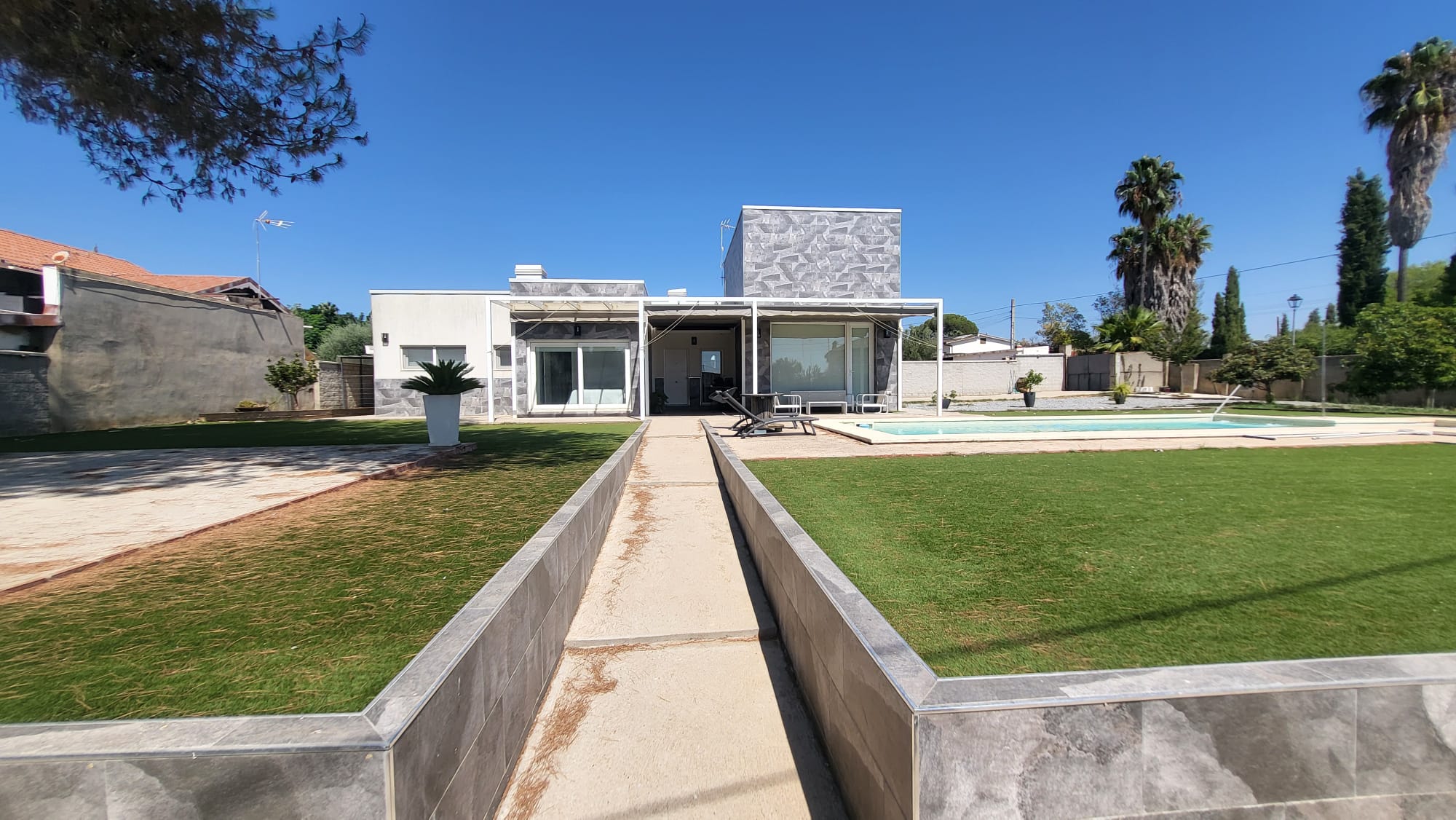 CHALET DE UNA PLANTA