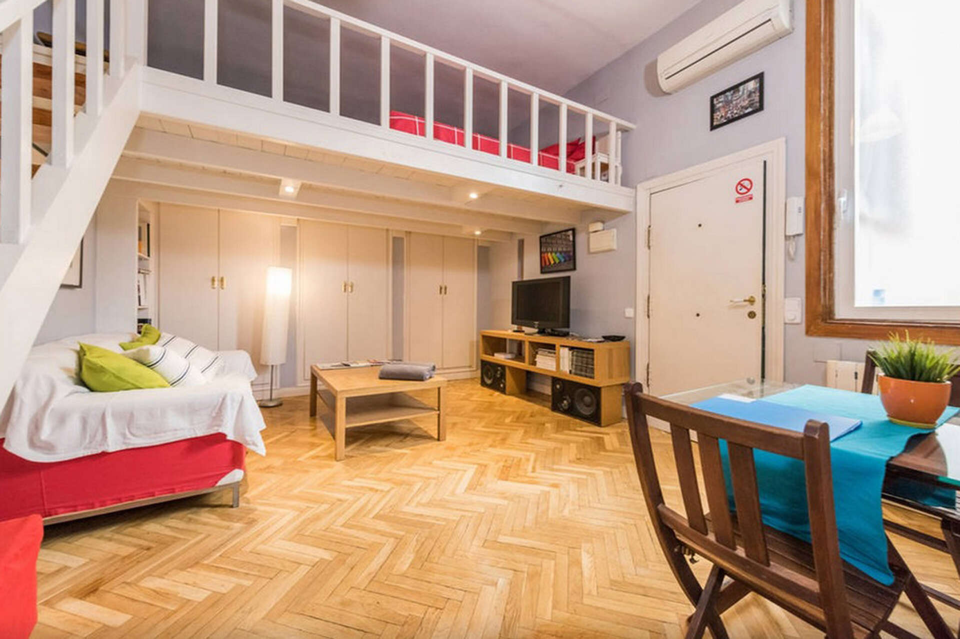 Piso amueblado en Chueca (para estancias cortas de más de 1 mes)