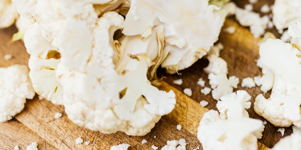 Recept-met-bloemkoolrijst-gezonde-nasi-1024x512