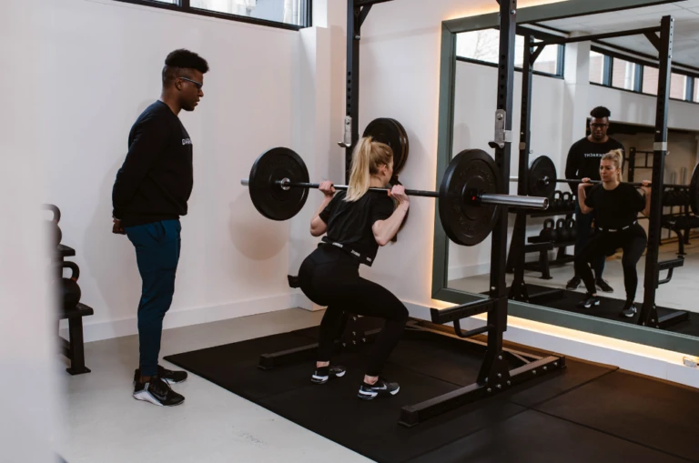 Squats-768x509