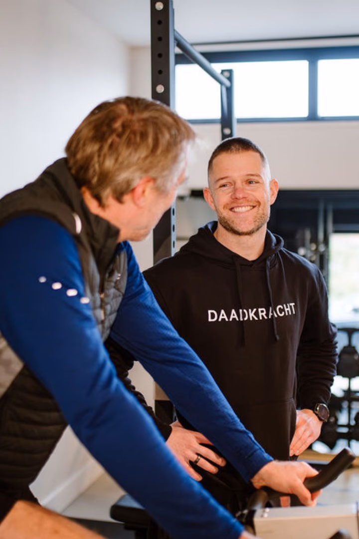 Bobby geeft personal training in Overveen