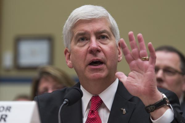 FEMA-extends-water-deliveries-in-Flint-Mich-through-August Water Deliveries In Flint