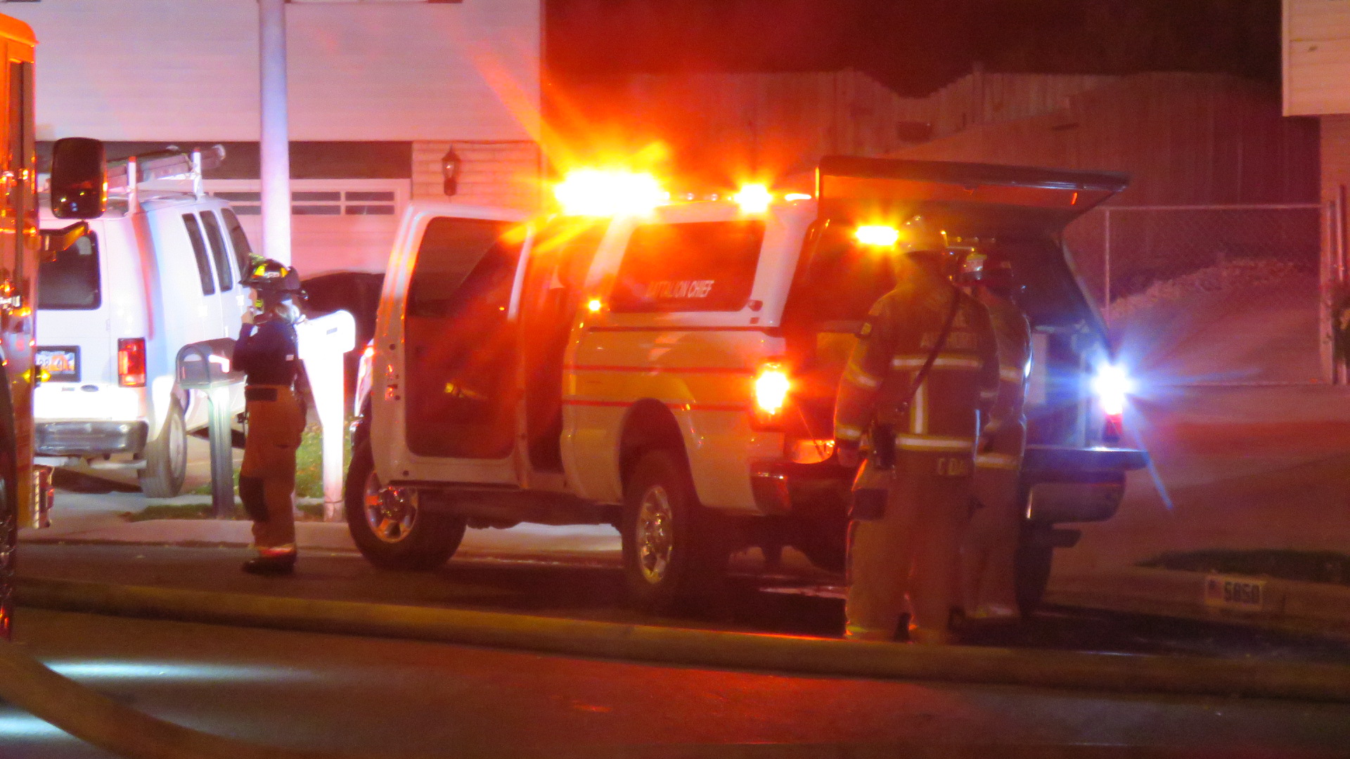 Murray firefighters get the jump on neighborhood house fire Gephardt