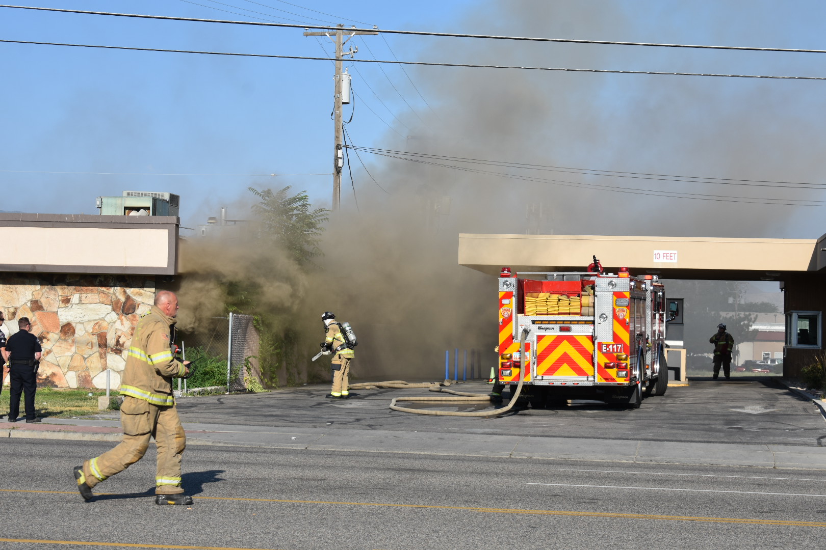 Crews from 5 agencies battle market fire in West Valley City Gephardt