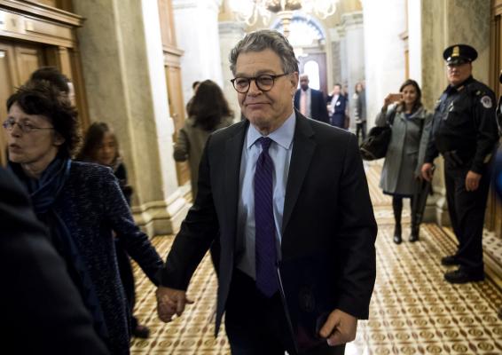 Franken-makes-first-public-appearance-in-Minn-since-announcing-resignation
