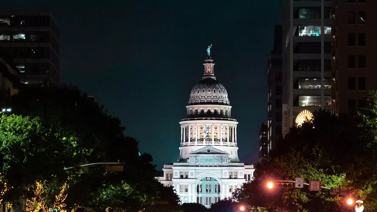 Supreme Court Restores GOP-Favored Texas Voting Map Ahead of 2026 Races