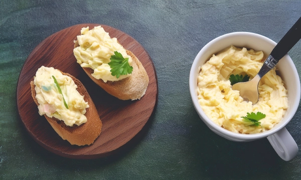 Deviled Egg Salad 