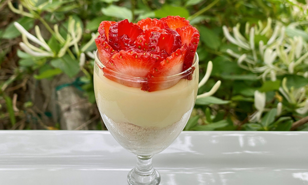 StrawberryGanacheParfait_600x360.jpg