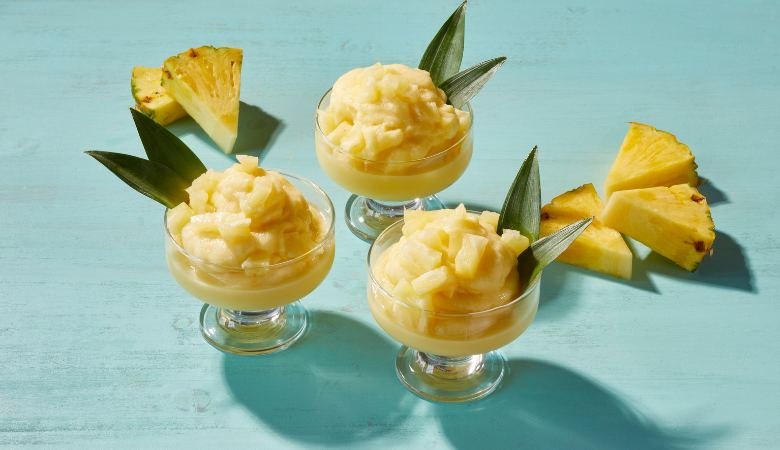 Frozen pineapple, pineapple chunks, glasses 