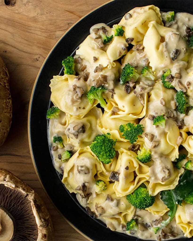 Tortelloni Alfredo with Broccoli