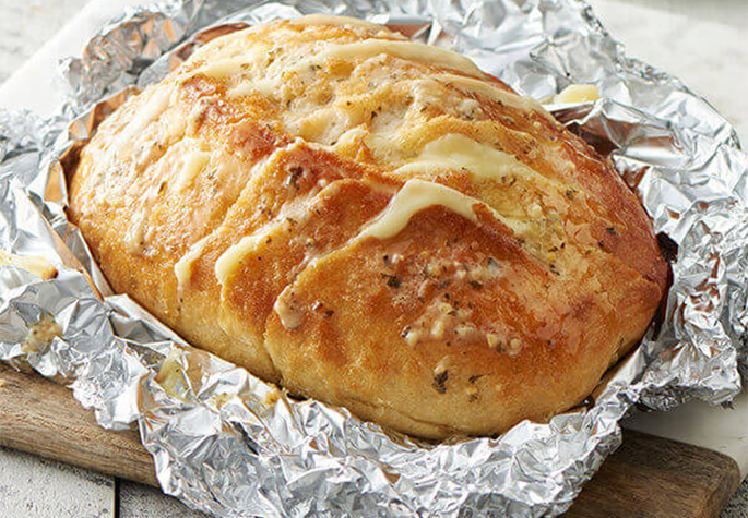 Cheesy Grilled Garlic & Herb Bread