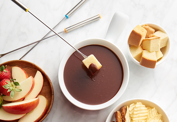 creamy-milk-chocolate-fondue.png