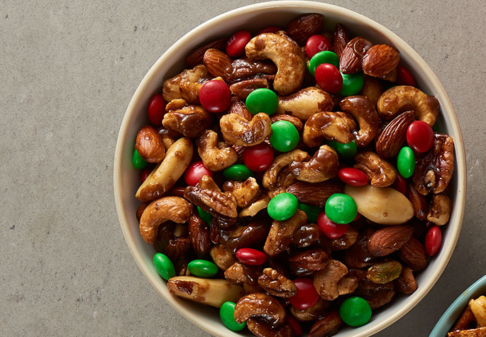 holiday-spice-mixed-nuts-mix.png