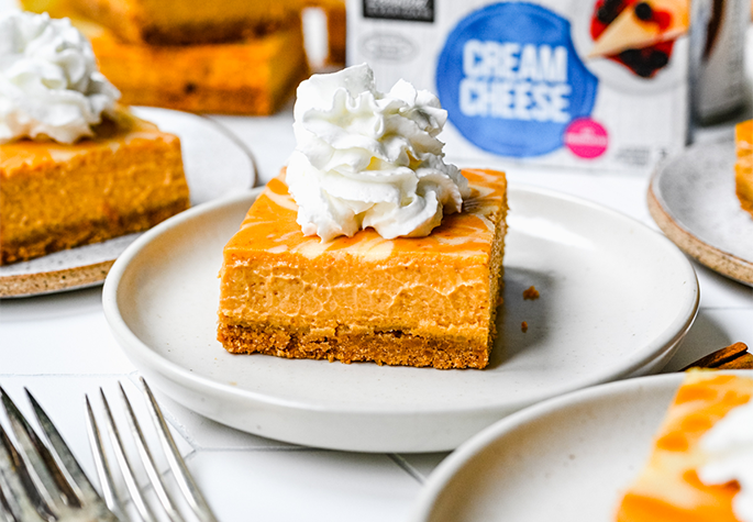 Pumpkin Cheesecake Bars