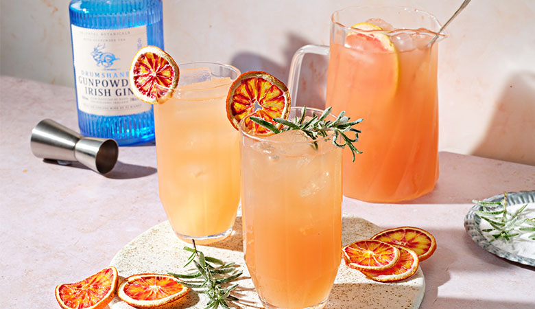 Grapefruit Gin Fizz