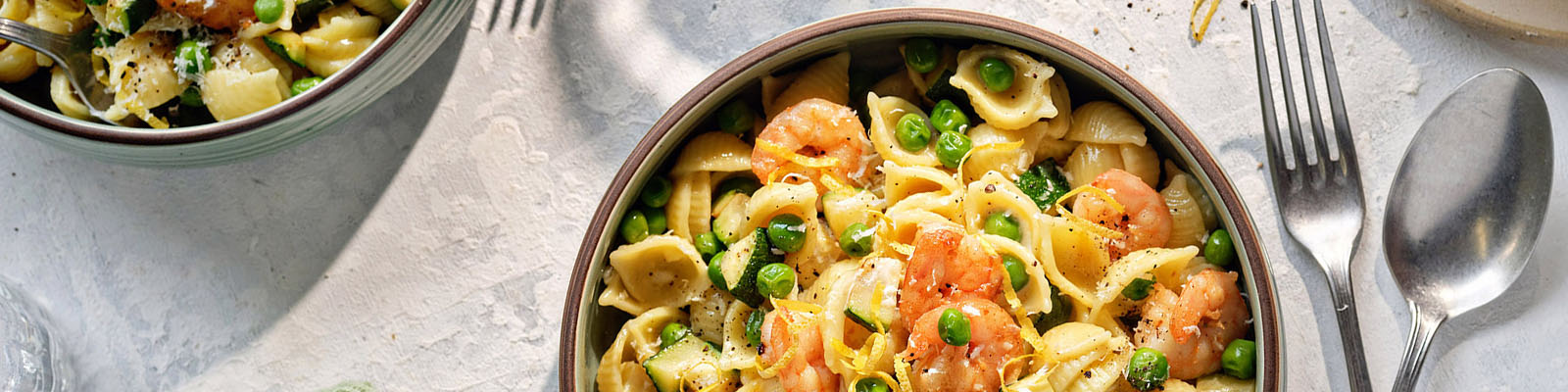 Lemon, Courgette, Pea & Prawn Pasta