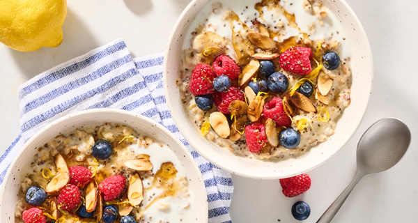 Kefir Berry Oats Bowls