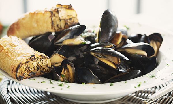 Beer Steamed Mussels