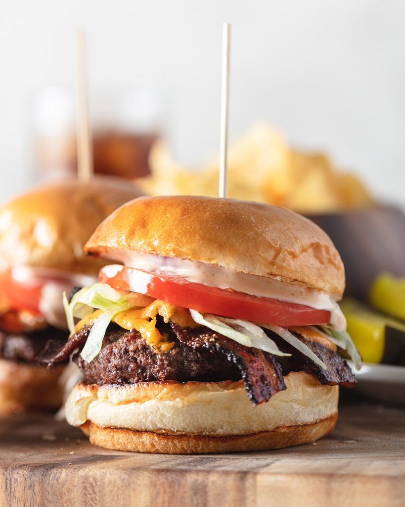 Recipe: Best Grill Burger and Sauce