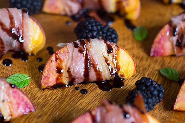 Recipe: Peach & Prosciutto Bites