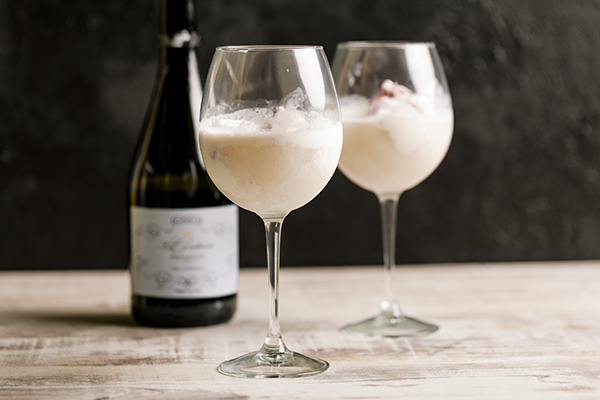 Recipe: Prosecco Gelato Float