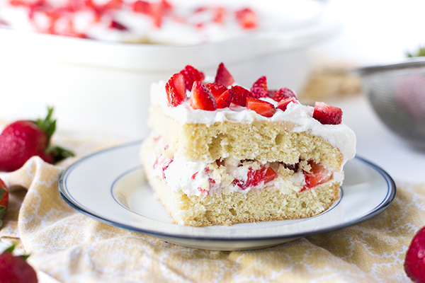 Recipe: Strawberry Shortcake Cake