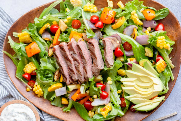 Recipe: Grilled Steak and Veggie Salad