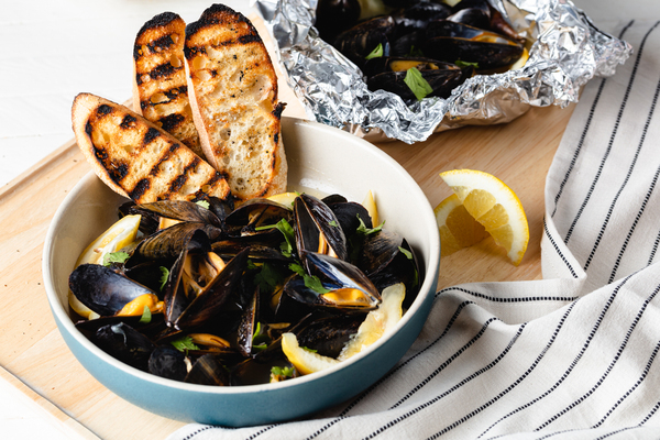 Mussels Foil Pack with White Wine Sauce