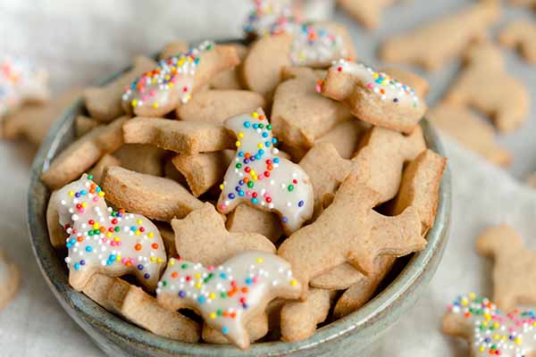 Recipe: Cinnamon Animal Crackers