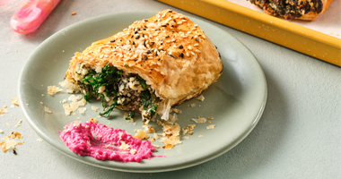 Spinach & Cashew Ricotta Pastry Rolls